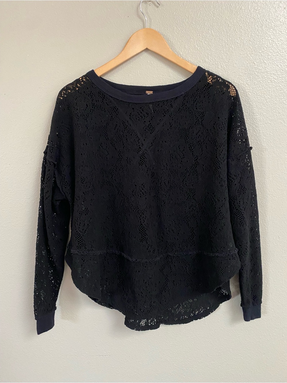 Free People Black Oversized Lightweight Sweater XS Boho Slouchy